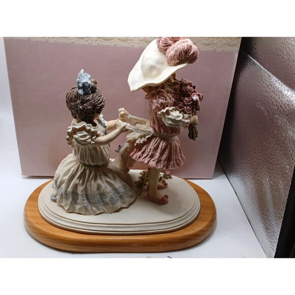 Retired Playing Bridesmaid H5500 Maud Humphrey Bogart Certificate In Box W/ COA - Picture 9 of 15